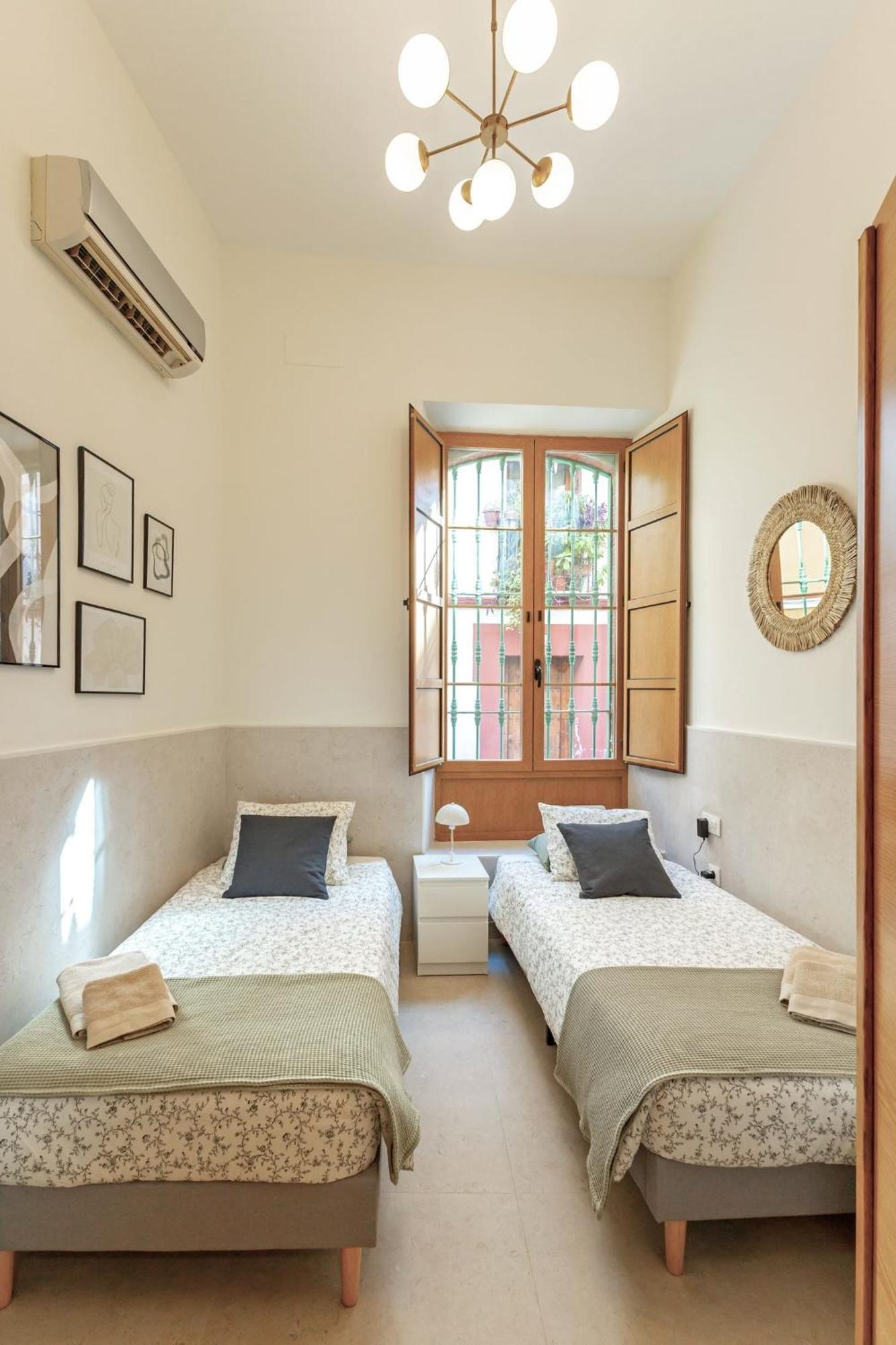 Modern Spacious Apartment Central Of إشبيلية المظهر الخارجي الصورة